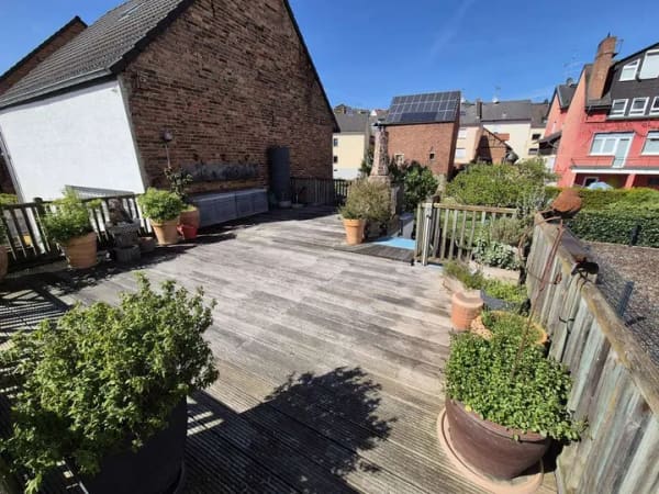 Immobilie in Brechen - Ideales Wohnhaus mit ELW bietet große Terrasse, Garten, Garage - zentral und ruhig in Niederbrechen - Bild 2