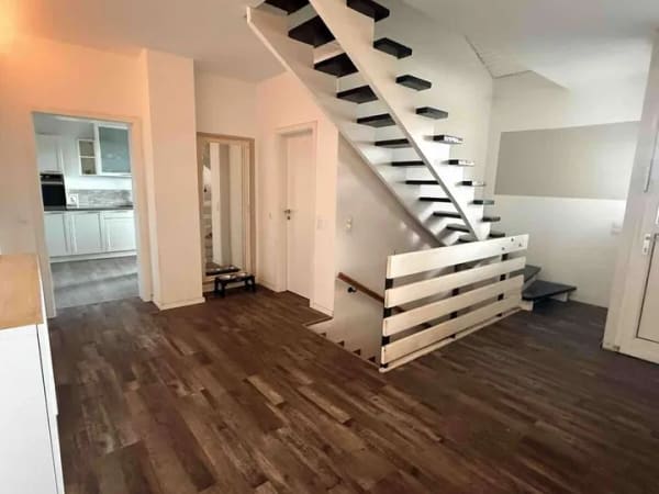 Immobilie in Rodewald - Exklusiv bei KARSTEN IMMOBILIEN: Zweifamilienhaus, modernisiertes OG und großem Grundstück, Rodewald - Bild 3