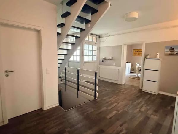 Immobilie in Rodewald - Exklusiv bei KARSTEN IMMOBILIEN: Zweifamilienhaus, modernisiertes OG und großem Grundstück, Rodewald - Bild 4