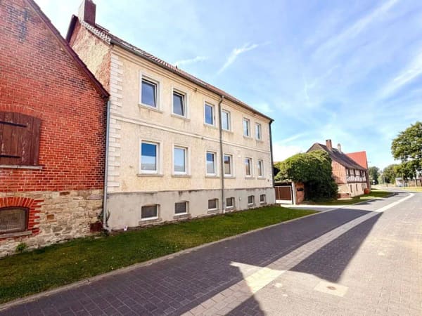 Immobilie in Ingersleben - attraktives Mehrfamilienhaus in Ostingersleben - großzügiges Grundstück, umfassend saniert - Bild 2
