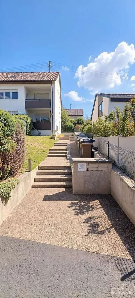 Immobilie in Affalterbach - Kapitalanlage mit Potenzial: Vermietete 3-Zimmer-Wohnung mit Süd-Balkon - Bild 2