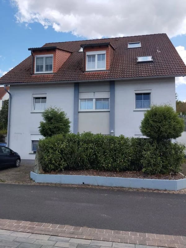 Immobilie in Remlingen - Stilvolles Mehrfamilienhaus als solide Kapitalanlage - Bild 0