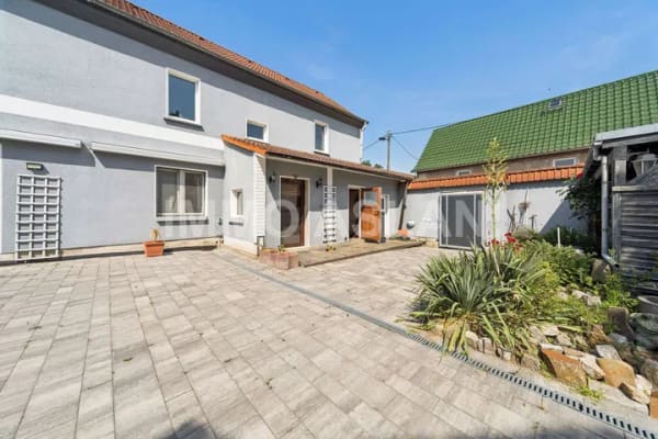 Immobilie in Markranstädt - Raum für große Pläne - EFH in Großlehna: 284m² Wohnen, 387m² Nutzfläche, Kamin und großer Hofbereich - Bild 1
