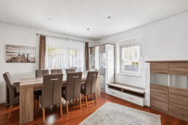 Immobilie in Markranstädt - EFH in Markanstädt-Döhlen - 224m² Wohnensemble mit Pool, Sauna, PV und zwei separaten Einheiten - Bild 0