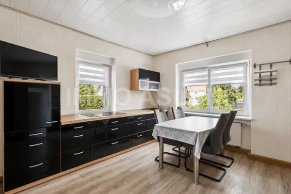 Immobilie in Markranstädt - EFH in Markanstädt-Döhlen - 224m² Wohnensemble mit Pool, Sauna, PV und zwei separaten Einheiten - Bild 3