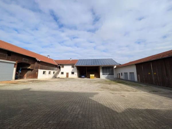 Immobilie in Kirchweidach - Landwirtschaftliches Anwesen - idyllische Alleinlage  - Bild 4