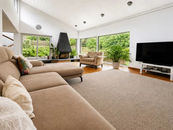 Immobilie in Zwingenberg - Architektenhaus mit traumhaftem Garten in Top Lage. (Wohnfläche 215m² + ausgebaute 75m² ) - Bild 2