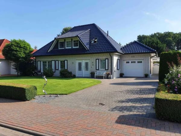 Immobilie in Lindern (Oldenburg) - Wohnen mit Charakter: Großzügiges Einfamilienhaus in Lindern - Bild 0
