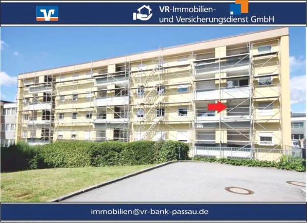 Immobilie in Freyung - "STILVOLLES WOHNEN MIT BLEIBENDEM WERT"
Licht, Komfort und Qualität in harmonischer Verbindung - Bild 0