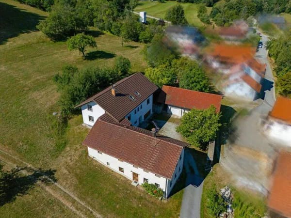 Immobilie in Zenting - Bayerischer Wald:  Ländliches Anwesen mit einer arrondierten Fläche von 43.679 m²  - Bild 2