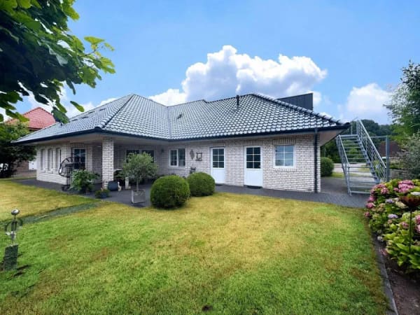 Immobilie in Niederlangen - Viel Platz. Viel Privatsphäre. Viele Möglichkeiten. - Bungalow mit ELW - Für Käufer Provisionsfrei! - Bild 1