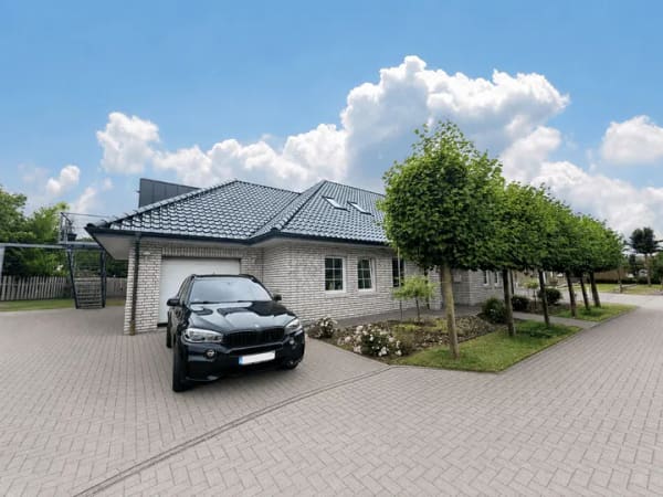 Immobilie in Niederlangen - Viel Platz. Viel Privatsphäre. Viele Möglichkeiten. - Bungalow mit ELW - Für Käufer Provisionsfrei! - Bild 2