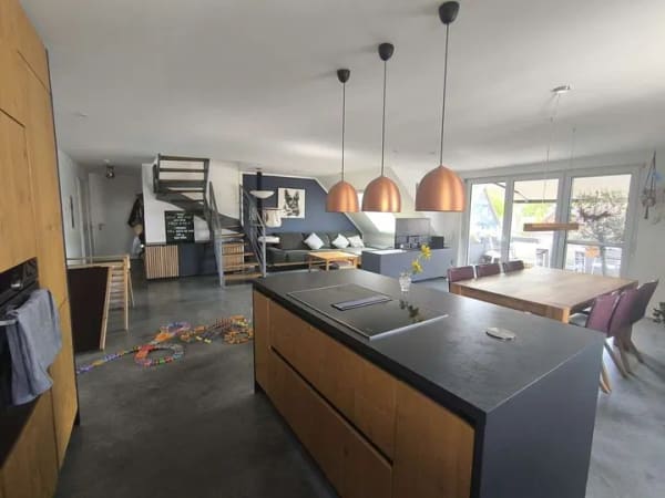 Immobilie in Gingen an der Fils - Neuwertige 4,5 Zimmer Maisonette-Wohnung mit TG-Stellpl. und Albtrauf-Blick - Bild 2