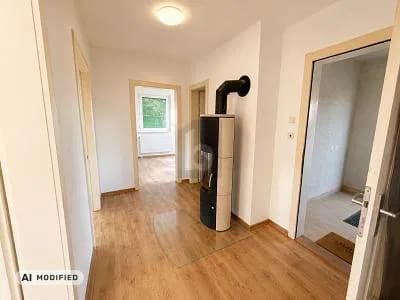Immobilie in Hofheim in Unterfranken - ZWEI GENERATIONEN, EIN ZUHAUSE - Bild 2