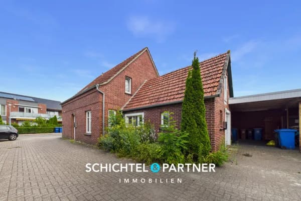 Immobilie in Wiefelstede - Wiefelstede | Faktor 16: Mehrfamilienhaus mit 3-Einheiten und Carport - Bild 1