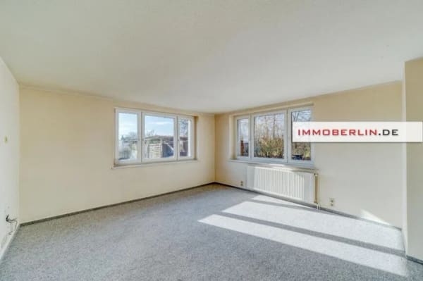 Immobilie in Velten - IMMOBERLIN.DE - Interessantes Haus mit Potenzial, Garage und Nebengebäude in ländlicher Lageharmonie - Bild 3