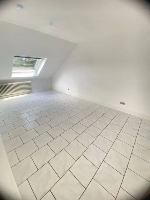 Immobilie in Bous - Helle 3 Zimmer Wohnung im 6 Familienhaus in Bous - Bild 1
