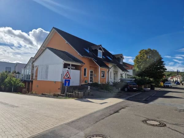 Immobilie in Siefersheim - Sehr schöne DHH mit ELW für Wohnen + Arbeiten in ruhiger, unverbauter Feldrandlage - Bild 2