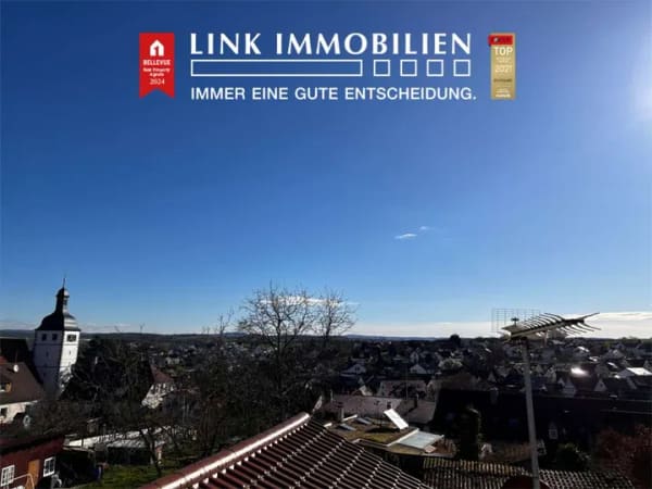 Immobilie in Erdmannhausen - Große 6-Zimmer-Wohnung mit möglichem Dachgeschossausbau! - Bild 0