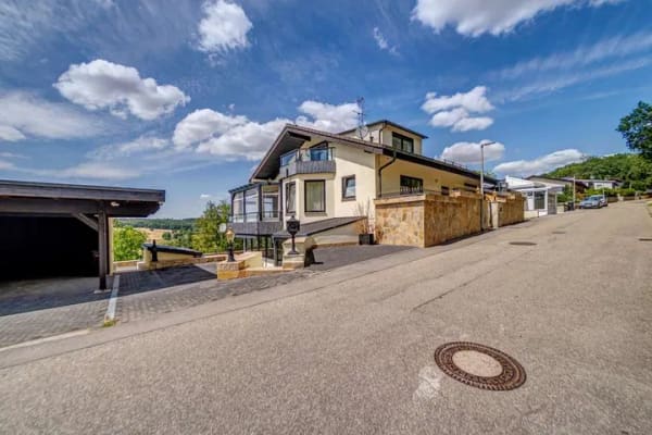 Immobilie in Untergruppenbach - Wohnen mit Charakter: Großzügiges Anwesen mit Aussicht und Einliegerwohnung - Bild 3