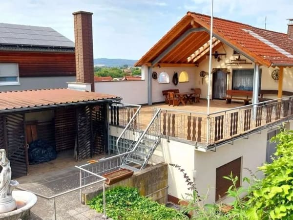Immobilie in Rockenberg - Großes 3-Familienhaus mit Doppelgarage in Rockenberg-Oppershofen - Bild 3