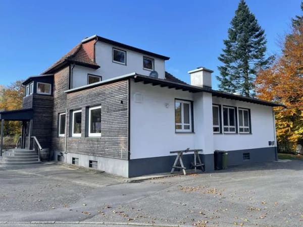 Immobilie in Schmitten - Gastronomie/ Wohnimmobilie  - Bild 1