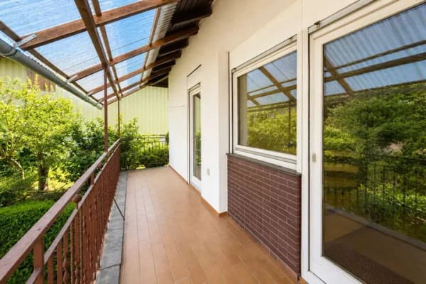 Immobilie in Walzbachtal - Viel Platz für die ganze Familie – Einfamilienhaus mit Wintergarten sowie optionalem Scheunengrundst - Bild 3