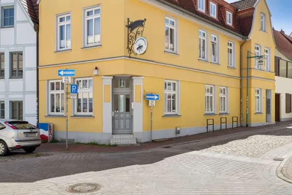 Immobilie in Güstrow - Wohn- und Geschäftshaus in der Schloßstraße in Güstrow – 4 Wohnungen + Gewerbeeinheit - Bild 4