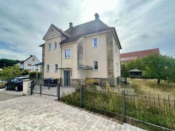 Immobilie in Dormitz - Ehemaliges Pfarrhaus mit viel Platz und herrlichem Garten - Bild 2