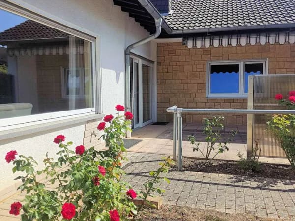 Immobilie in Waldböckelheim - Über den Dingen wohnen, Bungalow mit Gästebereich und herrlichem Weitblick, große Garage+Stellplätze - Bild 3