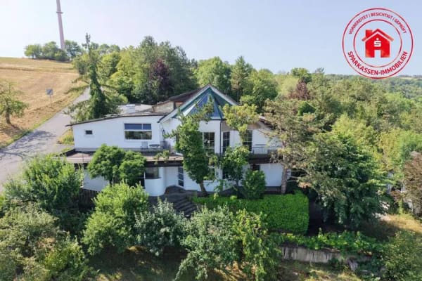 Immobilie in Weikersheim - Einfamilienhaus mit Einliegerwohnung mit toller Aussicht ***sofort verfügbar - Bild 0