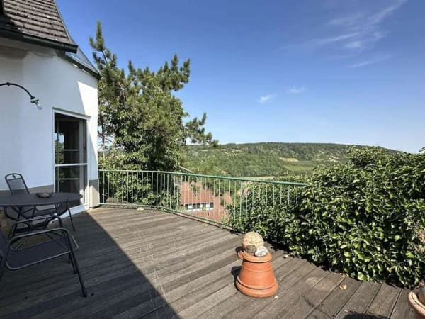 Immobilie in Weikersheim - Einfamilienhaus mit Einliegerwohnung mit toller Aussicht ***sofort verfügbar - Bild 1