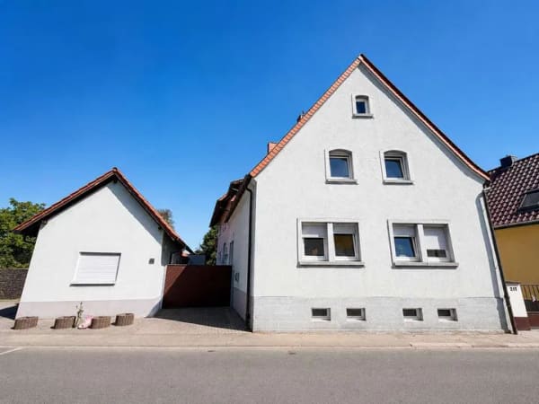 Immobilie in Rödersheim-Gronau - Wohnen, Arbeiten und Genießen: großzügiges Wohnhaus mit Bürogebäude und Ausbaupotential - Bild 2