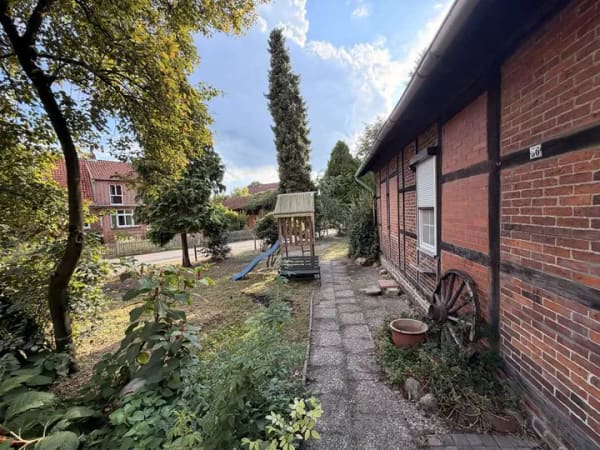 Immobilie in Burgwedel - Fachwerkhaus 200 m² idyllisches Grundstück in Burgwedel - Bild 3