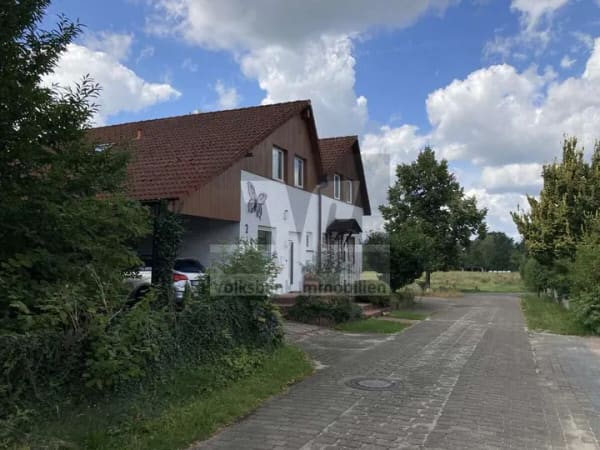 Immobilie in Eschede - ** Doppelhaushälfte mit neuer Heizung, Garage, Kamin und schön angelegtem Garten ** - Bild 2