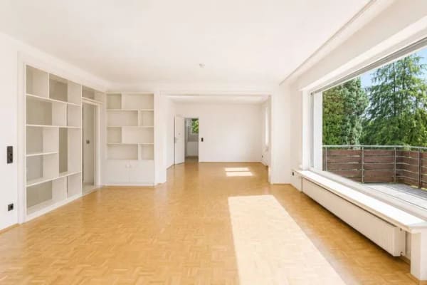 Immobilie in Rösrath - Ein Zuhause zum Aufblühen: Helle 4-Zimmerwohnung mit Terrasse und Balkon im Grünen - Bild 2