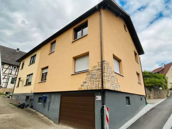 Immobilie in Weisenbach - Gemeinsam leben, individuell wohnen - großzügiges Zweifamilienhaus  mit Garten & drei Wohneinheiten - Bild 2