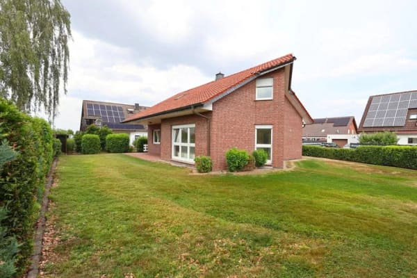 Immobilie in Preußisch Oldendorf - Gepflegtes Haus in ruhiger Siedlung - Bild 0