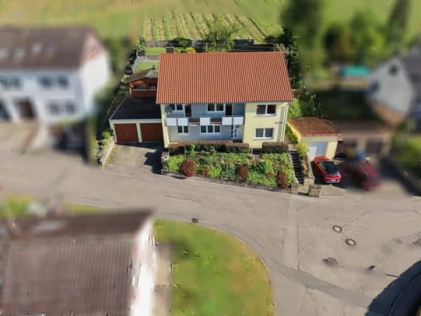 Immobilie in Pfaffenhofen - VBU Immobilien - Mit viel Platz, Ausbaupotenzial und unverbaubarer Aussicht - Bild 2