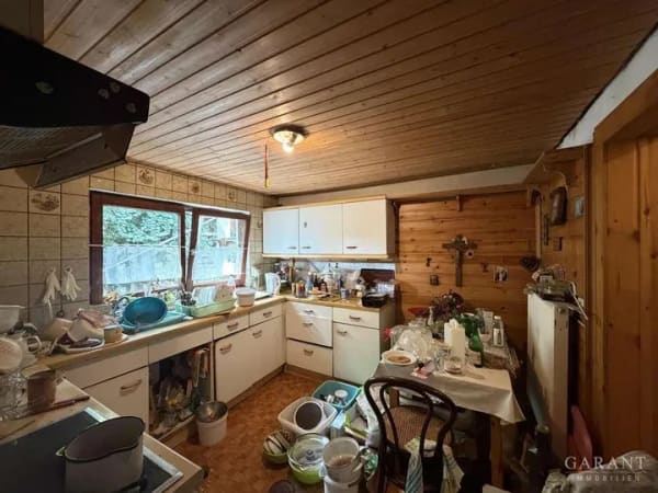 Immobilie in Roßtal - Freistehendes Wohnhaus auf großem Grundstück - stark renovierungsbedürftig - Bild 4