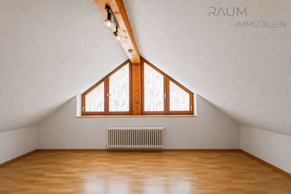 Immobilie in Wehr - Wohnen mit Weitblick: Großzügige 4,5 Zimmer Maisonettewohnung in Wehr - Bild 4