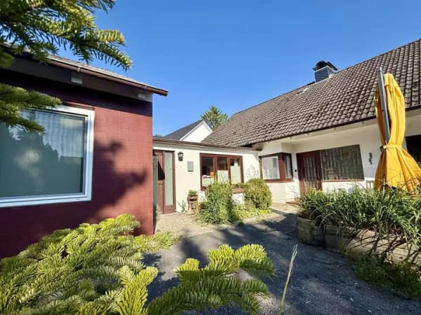 Immobilie in Lütjenburg - Gepflegtes Einfamilienhaus mit Gewerbeeinheit in Lütjenburg zum sofortigen Einzug zu verkaufen! - Bild 2