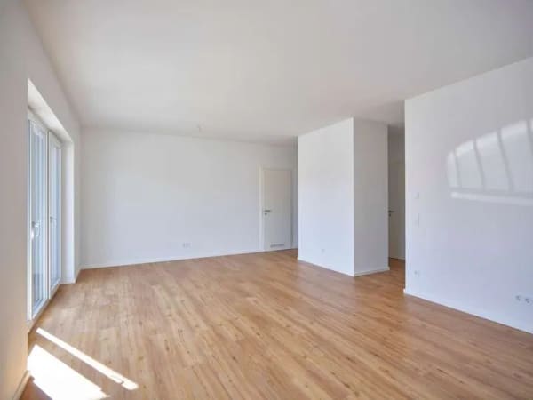 Immobilie in Gangkofen - SEPTEMBERAKTION I 240.000 EUR statt 253.000 EUR für eine wunderschöne vermietete 2 Zimmerwohnung! - Bild 2
