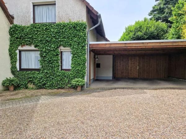 Immobilie in Rinteln - Helles Einfamilienheim mit Garten und Carport - Bild 1