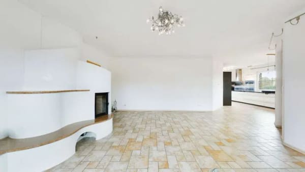 Immobilie in Hohenroda - Hier ist Platz fürs Leben: Großzügiges Einfamilienhaus mit vielen Möglichkeiten - Bild 2