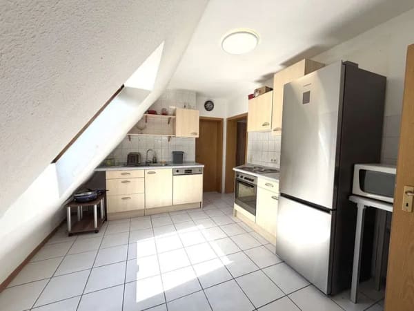 Immobilie in Neidenstein - Charmante 2-Zimmer-Wohnung mit Balkon und zusätzlichem ausgebautem Spitzboden - Bild 3