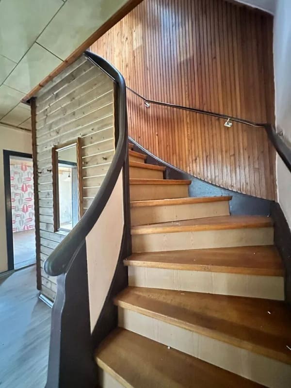 Immobilie in Floh-Seligenthal - Ein Haus mit Substanz - aber deutlichem Sanierungsbedarf - Bild 4