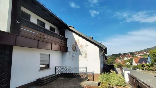 Immobilie in Hersbruck - Zwei Wohneinheiten, viele Möglichkeiten - großzügiges Zuhause in Hersbruck - Bild 1