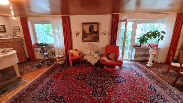 Immobilie in Kalchreuth - Gepflegtes 2-3 Familienhaus in NÜRNBERG-Kalchreuth - komplett BEZUGSFREI - Bild 1