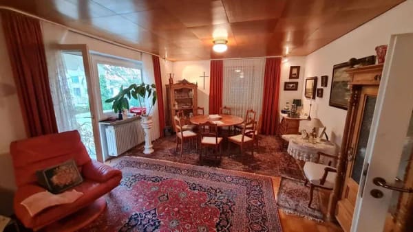 Immobilie in Kalchreuth - Gepflegtes 2-3 Familienhaus in NÜRNBERG-Kalchreuth - komplett BEZUGSFREI - Bild 2